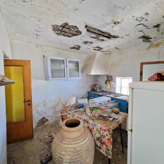 Image No.21-2 Bed Village House for sale