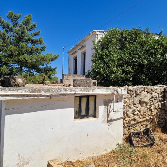 Image No.33-2 Bed Village House for sale