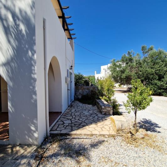 Image No.2-1 Bed Semi-Detached for sale