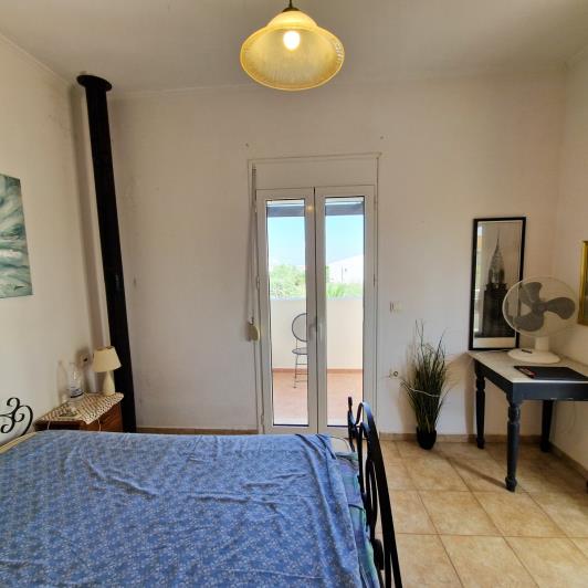 Image No.14-1 Bed Semi-Detached for sale