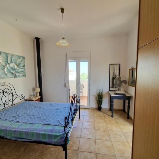 Image No.15-1 Bed Semi-Detached for sale