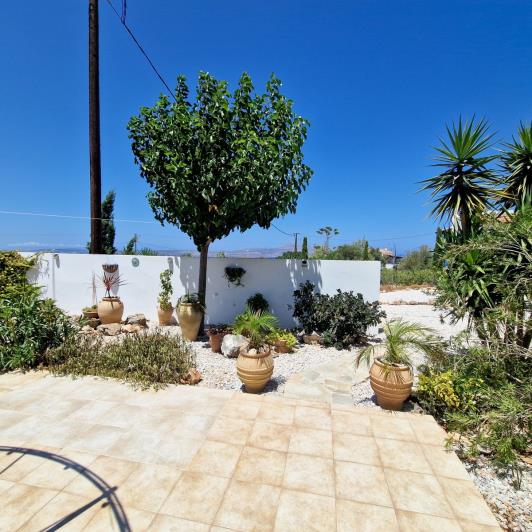 Image No.6-2 Bed Villa / Detached for sale