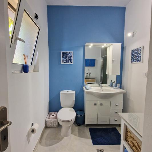 Image No.22-2 Bed Villa / Detached for sale