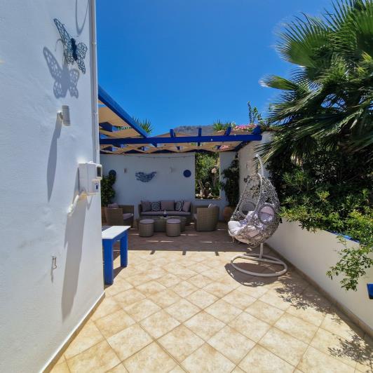 Image No.42-2 Bed Villa / Detached for sale