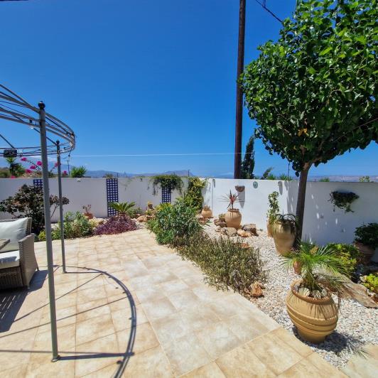 Image No.41-2 Bed Villa / Detached for sale