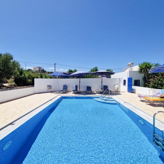 Image No.52-2 Bed Villa / Detached for sale