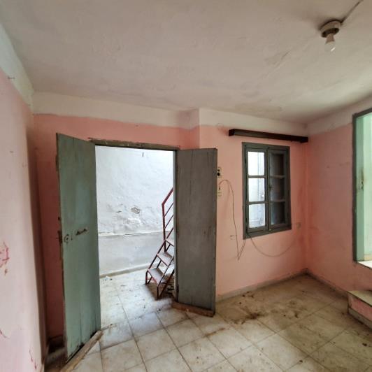 Image No.19-3 Bed Townhouse for sale