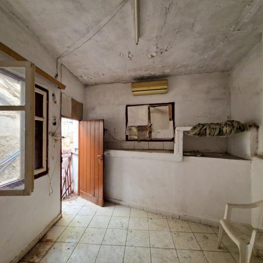 Image No.20-3 Bed Townhouse for sale