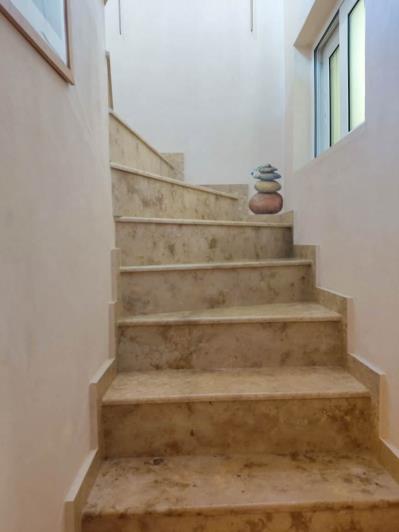 Image No.37-5 Bed House for sale