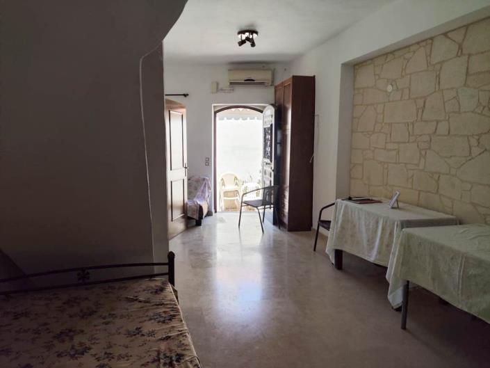 Image No.6-4 Bed House for sale