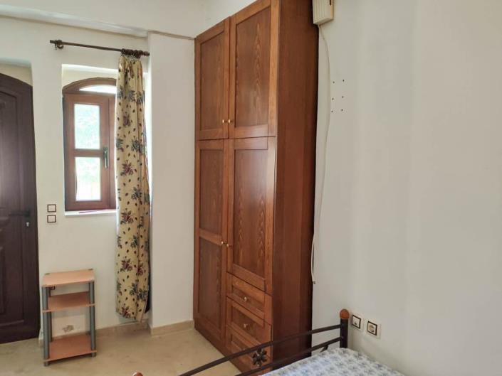 Image No.11-4 Bed House for sale