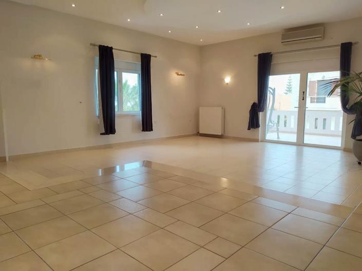 Image No.3-8 Bed House/Villa for sale