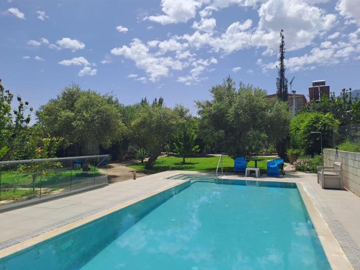 Image No.57-3 Bed Villa / Detached for sale