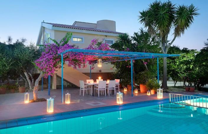 Image No.1-3 Bed House/Villa for sale