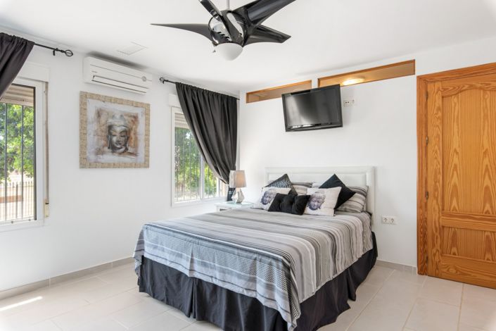 Image No.16-4 Bed Finca for sale