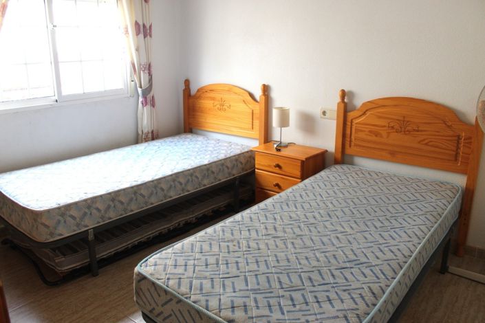 Image No.11-3 Bed Semi-Detached for sale