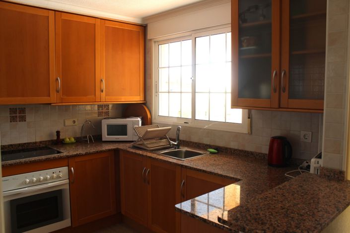 Image No.4-3 Bed Semi-Detached for sale