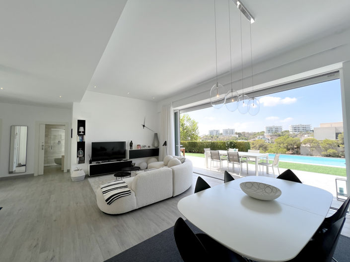 Image No.11-3 Bed Villa for sale