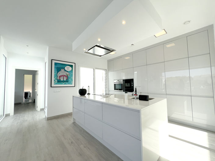 Image No.6-3 Bed Villa for sale