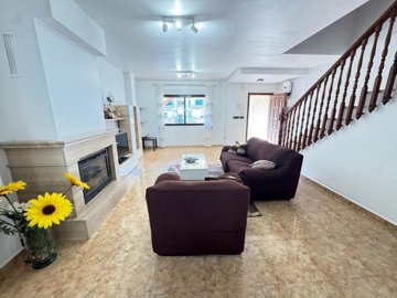 545414914img20250508wa0012