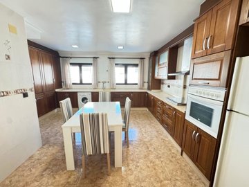 545414914img20250508wa0015