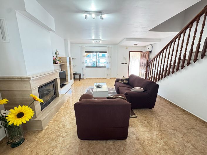 Image No.13-3 Bed Townhouse for sale