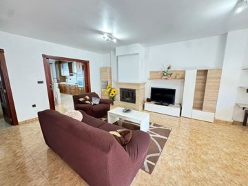 545414914img20250508wa0009