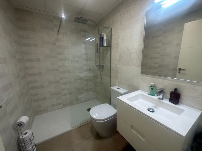 Image No.18-2 Bed Apartment for sale