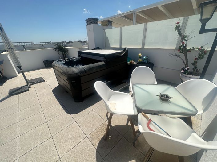 Image No.8-2 Bed Apartment for sale