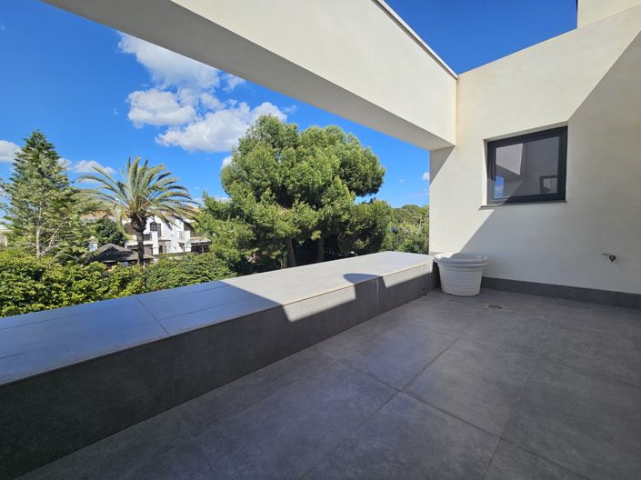 Image No.42-Villa de 4 chambres à vendre à Cabo Roig