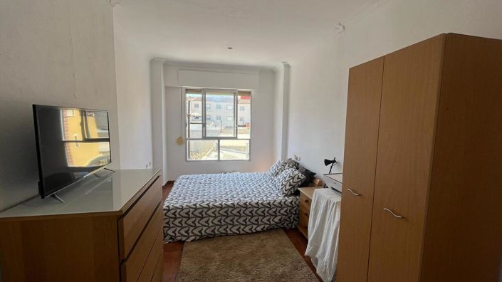 Image No.28-3 Bed Apartment for sale