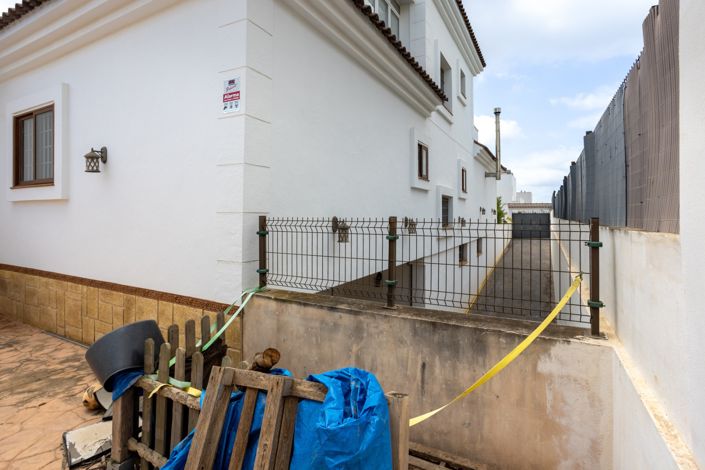 Image No.47-4 Bed Villa for sale