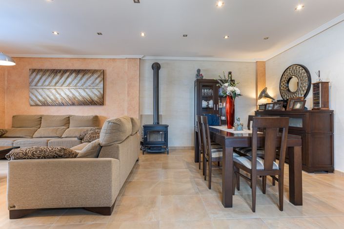 Image No.5-4 Bed Villa for sale