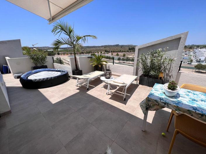 Image No.4-2 Bed Property for sale