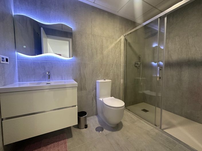 Image No.30-5 Bed Villa for sale