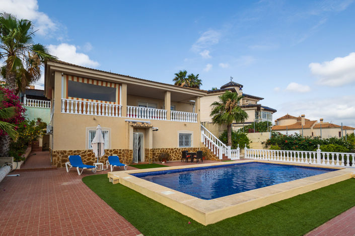 Image No.40-3 Bed Villa for sale