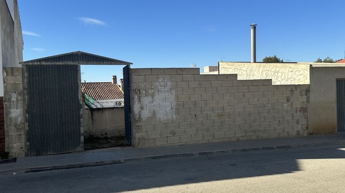 Image No.1-Plot for sale