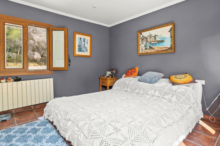 Image No.29-4 Bed Property for sale