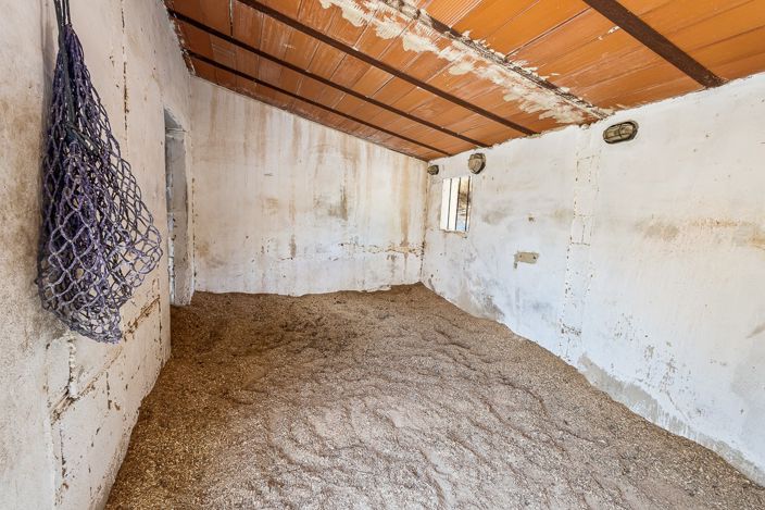 Image No.46-4 Bed Property for sale