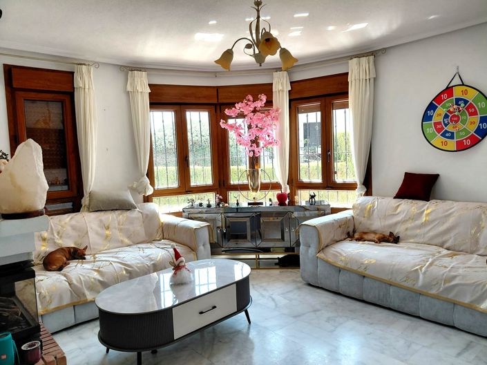 Image No.3-5 Bed Villa for sale