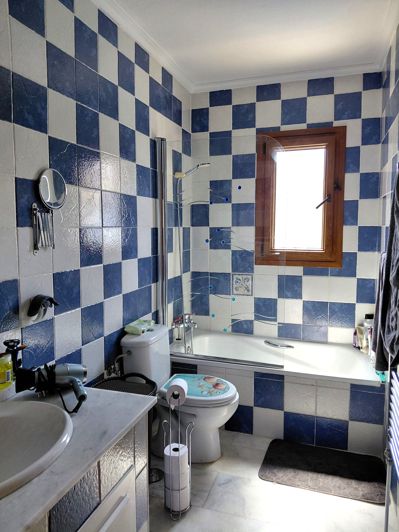 Image No.24-5 Bed Villa for sale