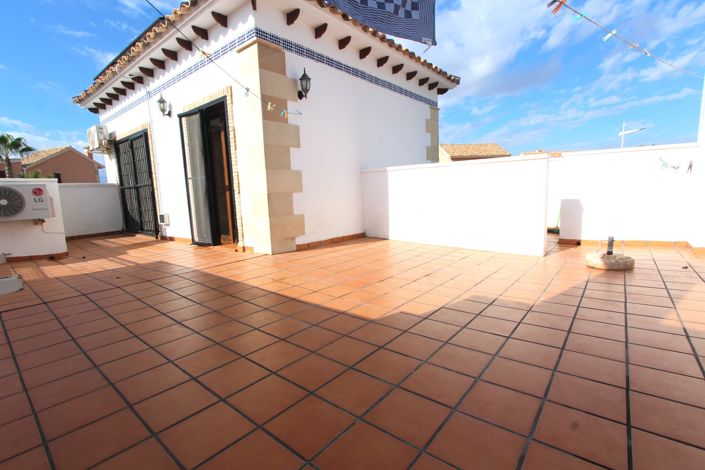 Image No.35-5 Bed Villa for sale