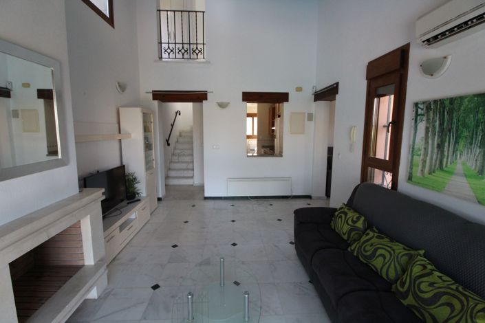 Image No.5-3 Bed Villa for sale