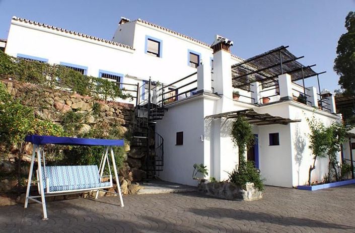 Image No.4-8 Bed Country House for sale