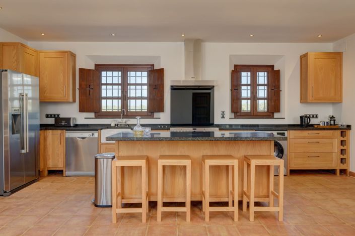 Image No.19-5 Bed Country House for sale