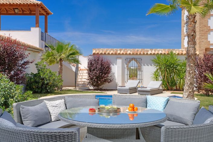 Image No.7-5 Bed Country House for sale