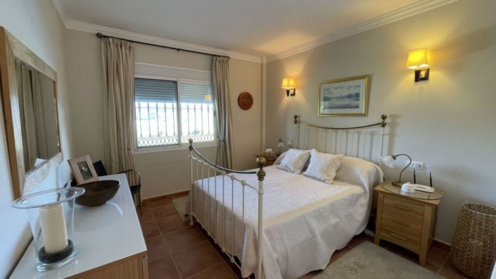 Image No.31-8 Bed Country House for sale