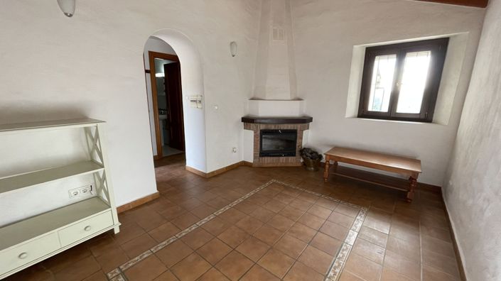 Image No.45-8 Bed Country House for sale