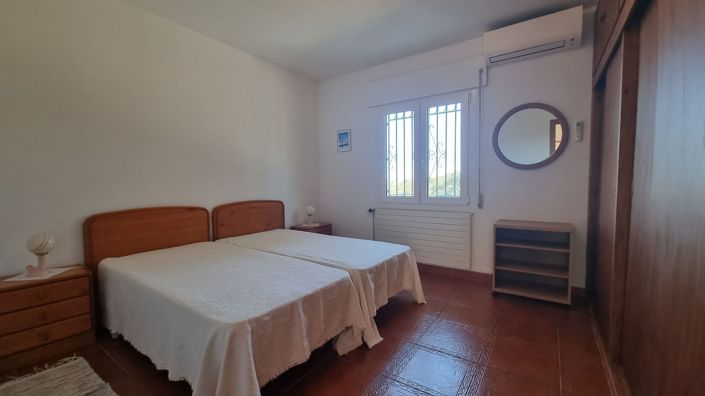 Image No.11-5 Bed Country House for sale