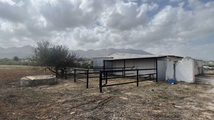 Image No.30-8 Bed Country House for sale